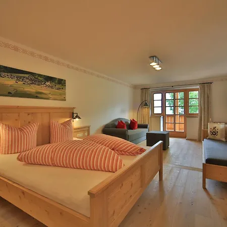 Unterwoeger אוברטיליאך