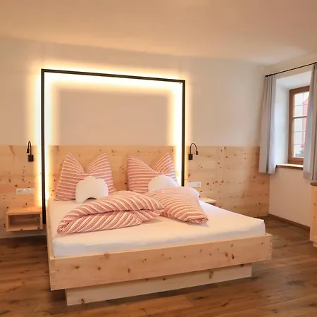 Unterwoeger מלון