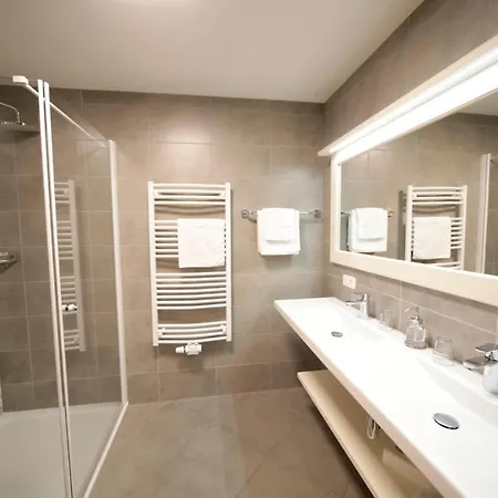 Unterwoeger מלון אוברטיליאך